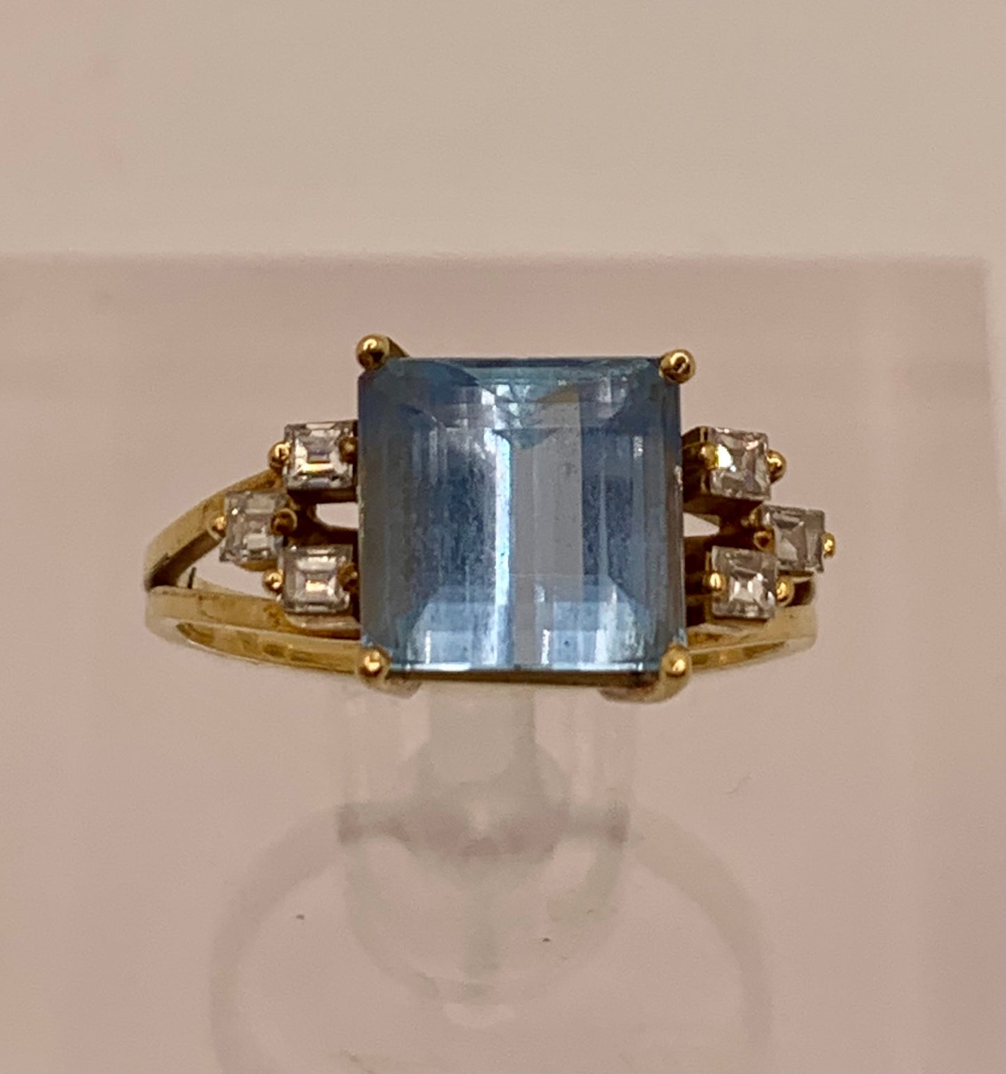 Aquamarine & Diamond Ring