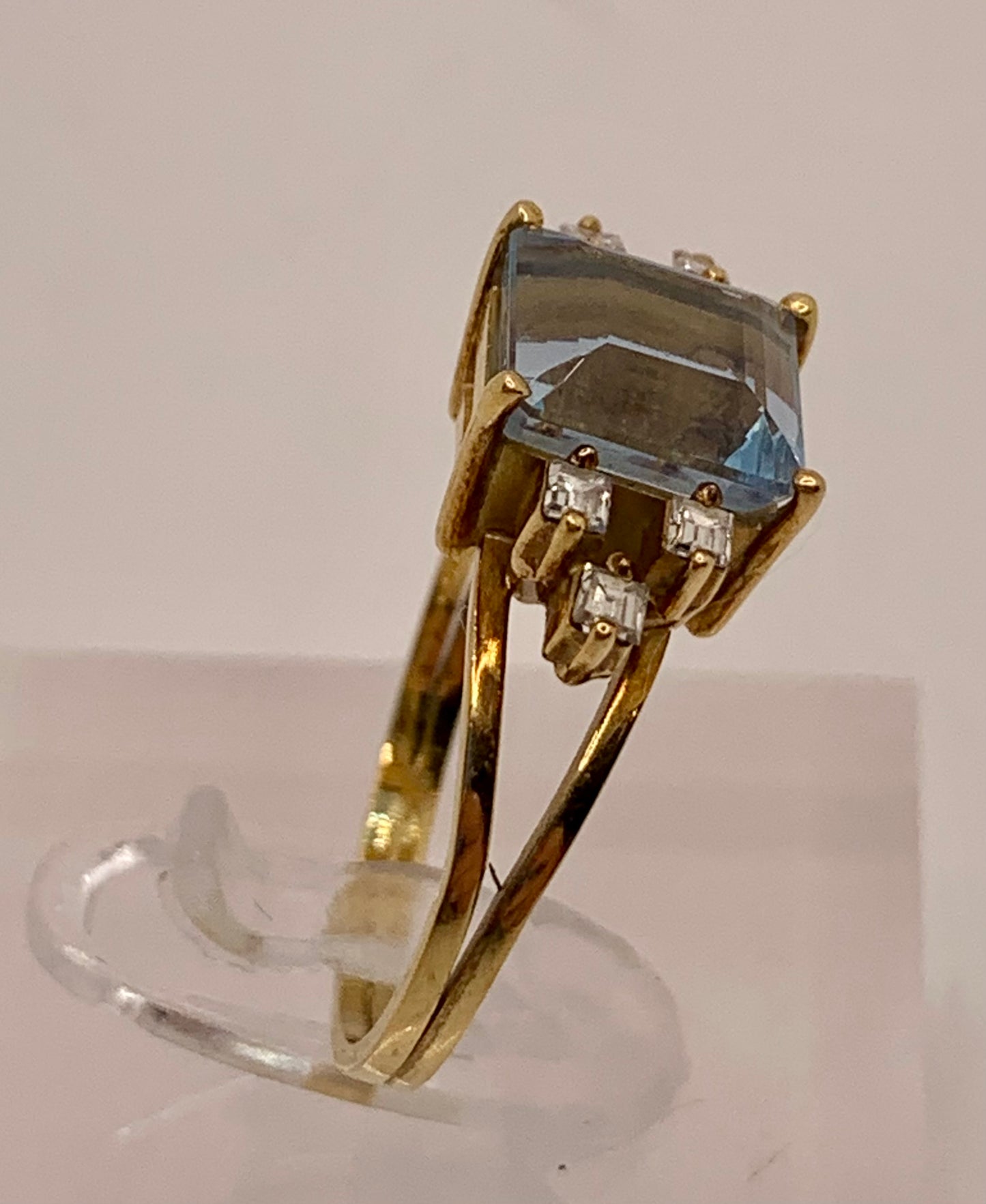 Aquamarine & Diamond Ring