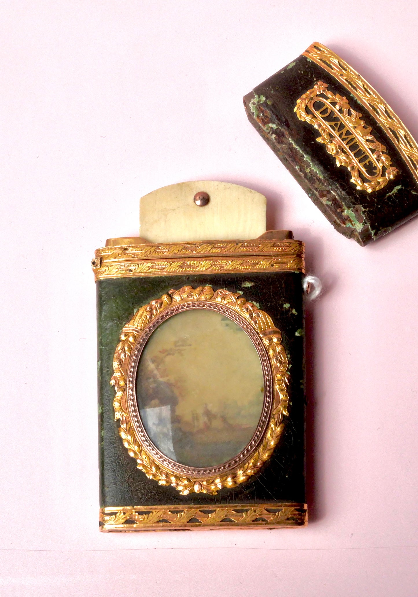 Late 18th Century French Leather & Gold Mounted 'Souvenir D'Amitié' Carnet de Bal (Dance Card)